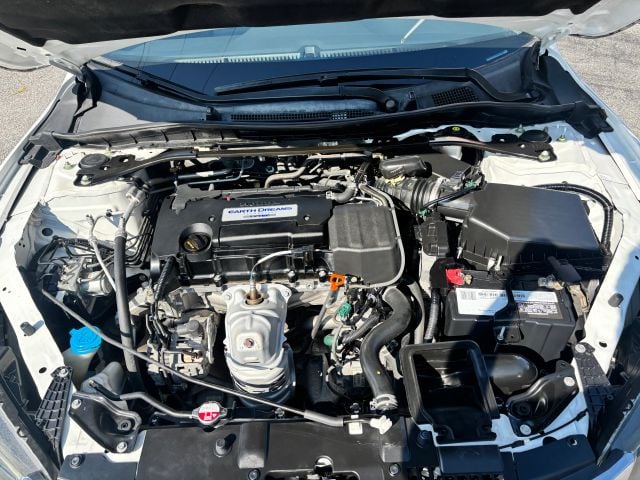 Pre-Owned 2015 Honda Accord Sport Sedan 4D - photo - 8