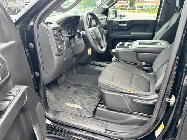 Pre-Owned 2020 Chevrolet Silverado 1500 Crew Cab Custom Trail Boss Pickup 4D 5 3/4 ft - photo - 13