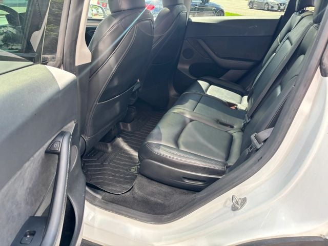 Pre-Owned 2023 Tesla Model Y Long Range Sport Utility 4D - photo - 14