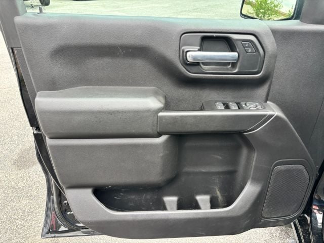 Pre-Owned 2020 Chevrolet Silverado 1500 Crew Cab Custom Trail Boss Pickup 4D 5 3/4 ft - photo - 14