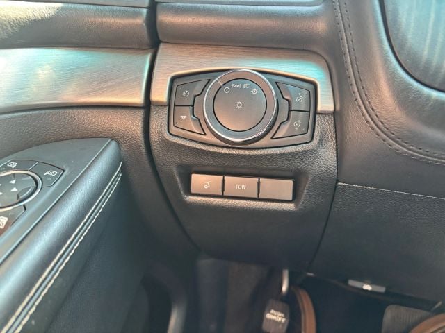 Pre-Owned 2016 Ford Explorer Platinum Sport Utility 4D - photo - 31
