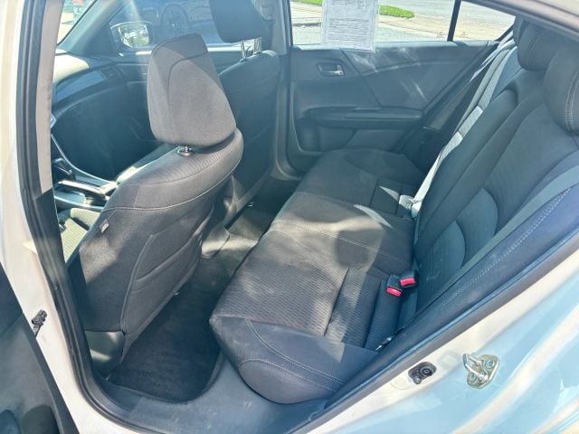 Pre-Owned 2015 Honda Accord Sport Sedan 4D - photo - 14
