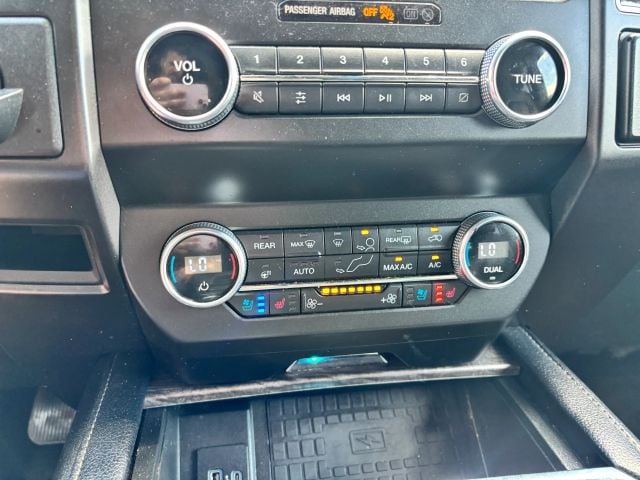 Pre-Owned 2020 Ford Expedition MAX Limited Sport Utility 4D - photo - 26