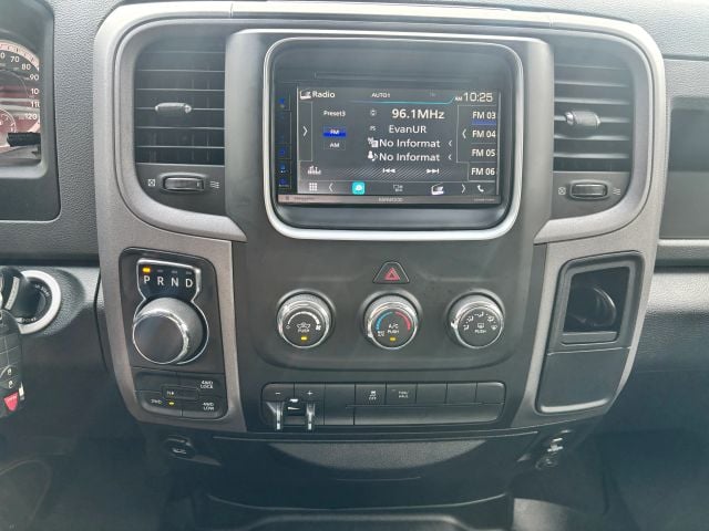 Pre-Owned 2014 Ram 1500 Crew Cab Express Pickup 4D 5 1/2 ft - photo - 17