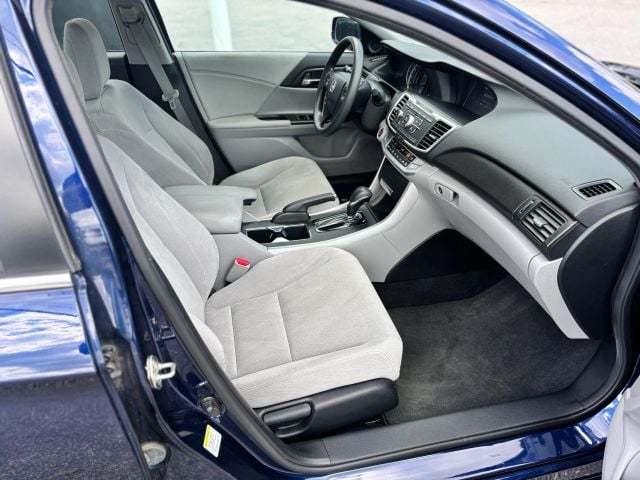 Pre-Owned 2014 Honda Accord EX Sedan 4D - photo - 14
