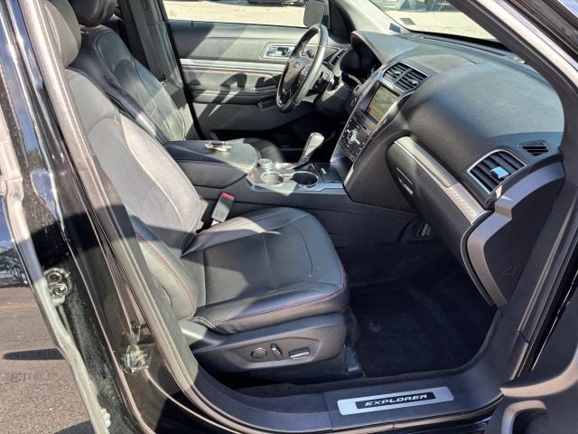Pre-Owned 2017 Ford Explorer Sport SUV 4D - photo - 15