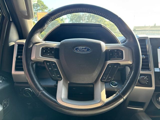 Pre-Owned 2019 Ford F150 SuperCrew Cab Lariat Pickup 4D 5 1/2 ft - photo - 30