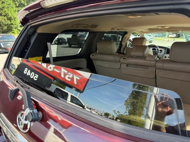 Pre-Owned 2008 Toyota Sequoia Limited Sport Utility 4D - photo - 31