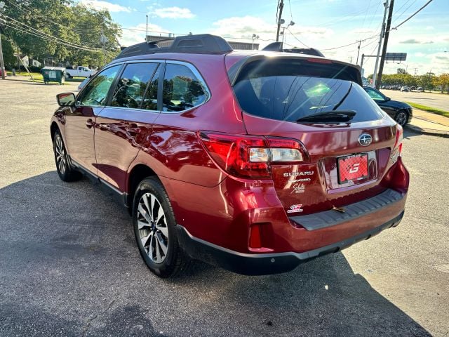 Pre-Owned 2017 Subaru Outback 3.6R Limited Wagon 4D - photo - 4
