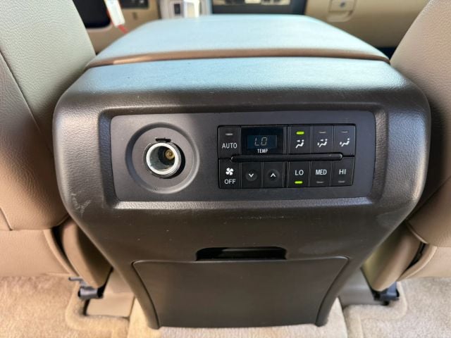 Pre-Owned 2008 Toyota Sequoia Limited Sport Utility 4D - photo - 21