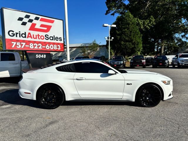 Pre-Owned 2017 Ford Mustang GT Coupe 2D - photo - 1