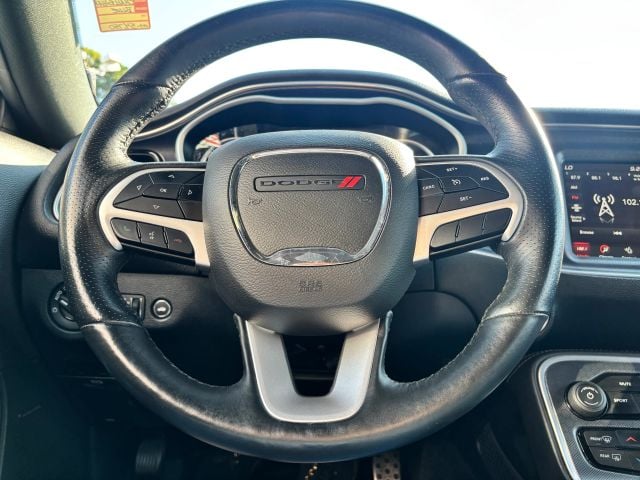 Pre-Owned 2018 Dodge Challenger R/T Scat Pack Coupe 2D - photo - 38