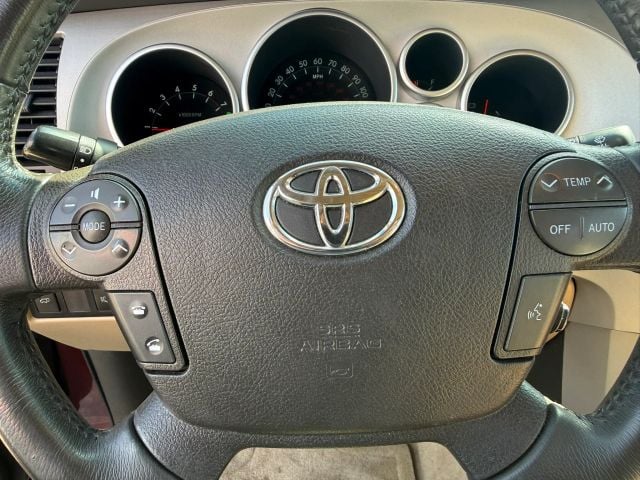 Pre-Owned 2008 Toyota Sequoia Limited Sport Utility 4D - photo - 17