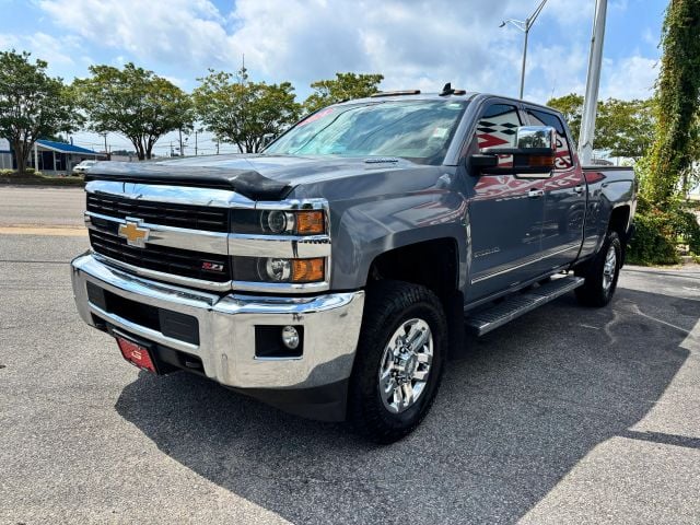 Pre-Owned 2016 Chevrolet Silverado 2500 HD Crew Cab LTZ Pickup 4D 6 1/2 ft - photo - 7