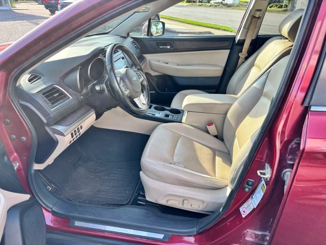 Pre-Owned 2017 Subaru Outback 3.6R Limited Wagon 4D - photo - 12