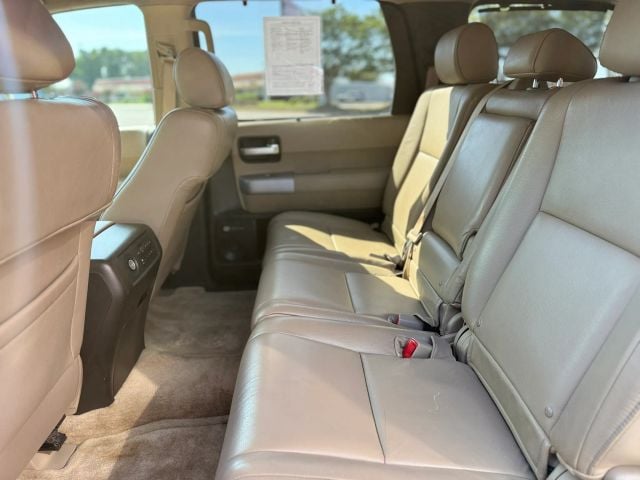 Pre-Owned 2008 Toyota Sequoia Limited Sport Utility 4D - photo - 9
