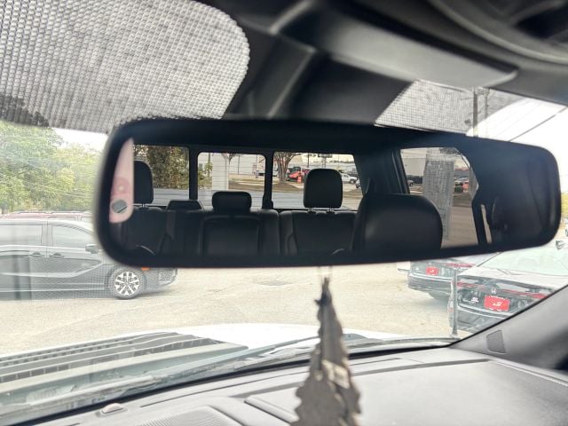 Pre-Owned 2018 Ford F150 SuperCrew Cab Raptor Pickup 4D 5 1/2 ft - photo - 37