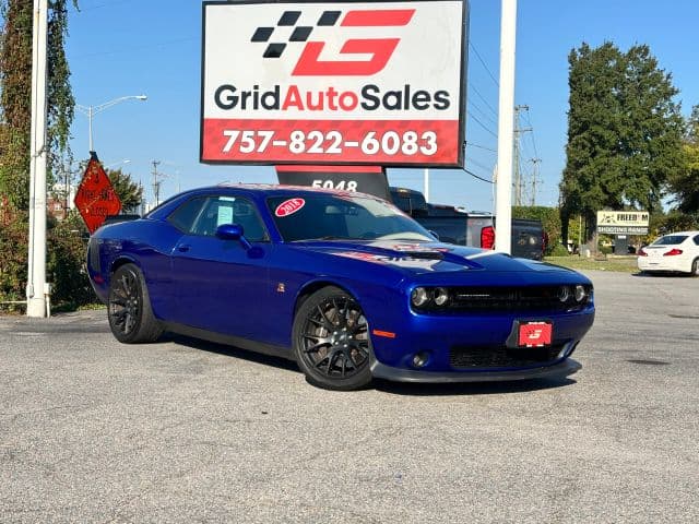 Pre-Owned 2018 Dodge Challenger R/T Scat Pack Coupe 2D - photo - 0