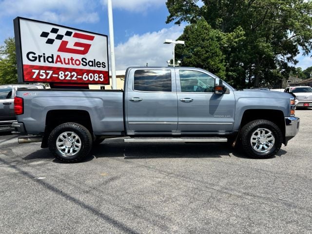 Pre-Owned 2016 Chevrolet Silverado 2500 HD Crew Cab LTZ Pickup 4D 6 1/2 ft - photo - 1