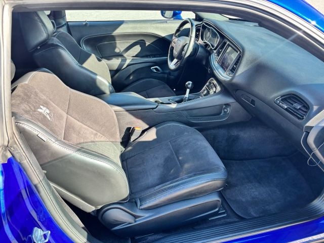 Pre-Owned 2018 Dodge Challenger R/T Scat Pack Coupe 2D - photo - 17