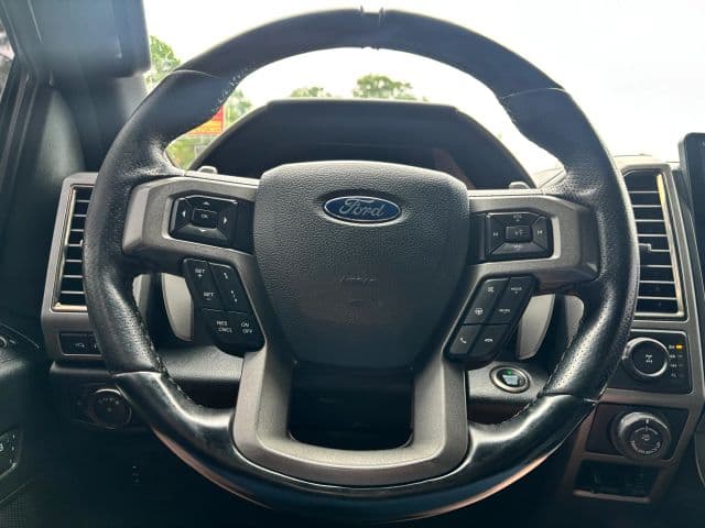 Pre-Owned 2018 Ford F150 SuperCrew Cab Raptor Pickup 4D 5 1/2 ft - photo - 40