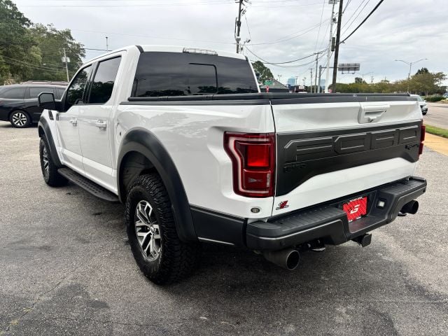 Pre-Owned 2018 Ford F150 SuperCrew Cab Raptor Pickup 4D 5 1/2 ft - photo - 5