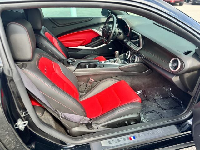 Pre-Owned 2016 Chevrolet Camaro SS Coupe 2D - photo - 17
