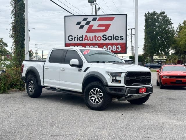 Pre-Owned 2018 Ford F150 SuperCrew Cab Raptor Pickup 4D 5 1/2 ft - photo - 0
