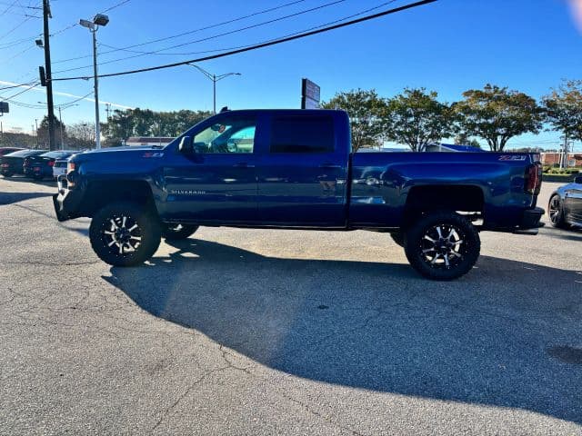 Pre-Owned 2016 Chevrolet Silverado 1500 Crew Cab Z71 LT Pickup 4D 6 1/2 ft - photo - 6