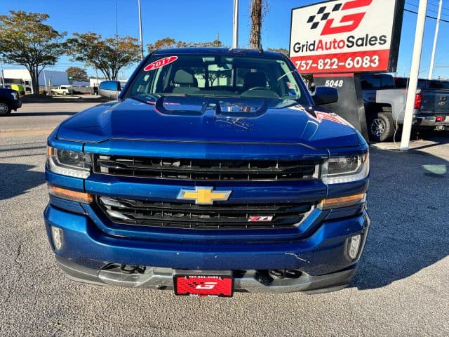 Pre-Owned 2017 Chevrolet Silverado 1500 Double Cab Z71 LT Pickup 4D 6 1/2 ft - photo - 8