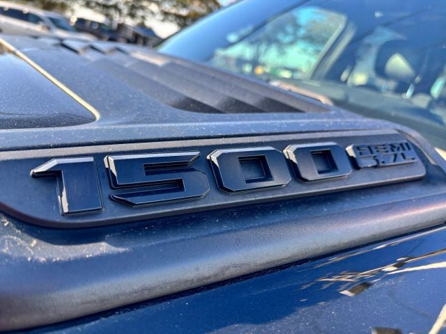 Pre-Owned 2019 Ram 1500 Crew Cab Laramie Pickup 4D 6 1/3 ft - photo - 10