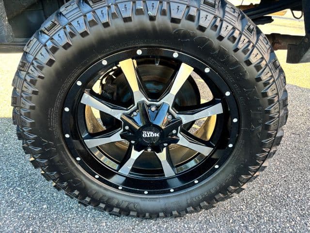 Pre-Owned 2016 Chevrolet Silverado 1500 Crew Cab Z71 LT Pickup 4D 6 1/2 ft - photo - 10