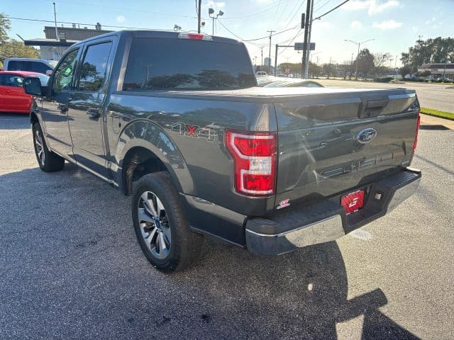 Pre-Owned 2018 Ford F150 SuperCrew Cab XLT Pickup 4D 5 1/2 ft - photo - 7