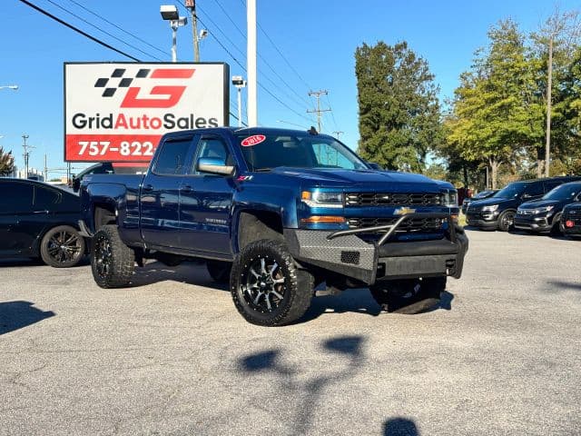 Pre-Owned 2016 Chevrolet Silverado 1500 Crew Cab Z71 LT Pickup 4D 6 1/2 ft - photo - 0