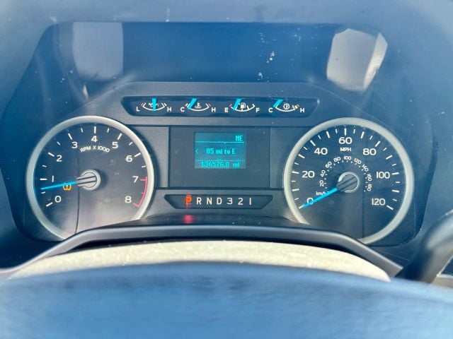 Pre-Owned 2016 Ford F150 SuperCrew Cab XLT Pickup 4D 5 1/2 ft - photo - 29