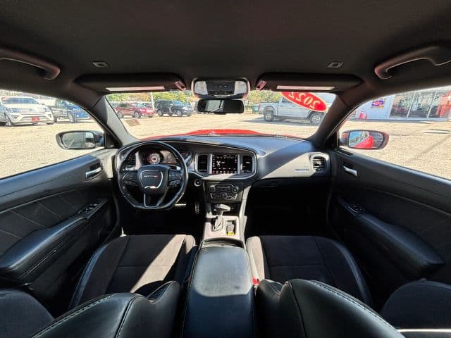 Pre-Owned 2022 Dodge Charger R/T Sedan 4D - photo - 21