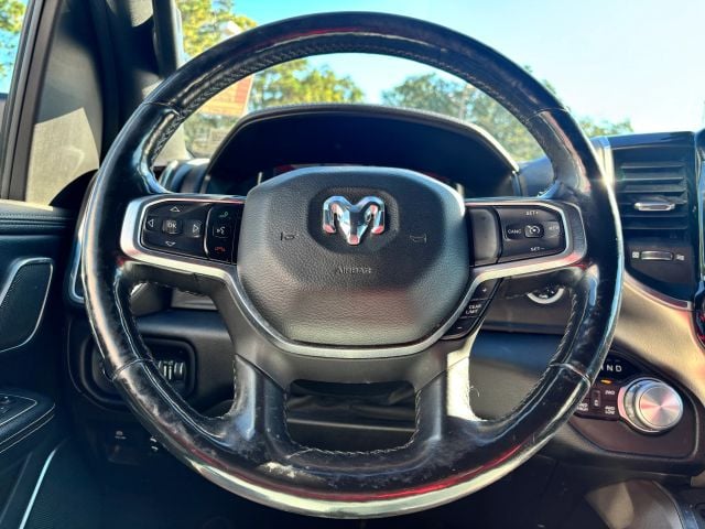 Pre-Owned 2019 Ram 1500 Crew Cab Laramie Pickup 4D 6 1/3 ft - photo - 35