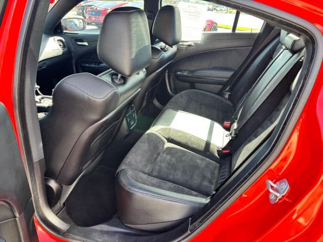 Pre-Owned 2022 Dodge Charger R/T Sedan 4D - photo - 16