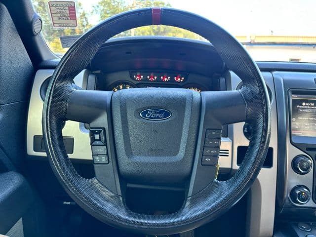 Pre-Owned 2014 Ford F150 SuperCrew Cab SVT Raptor Pickup 4D 5 1/2 ft - photo - 35