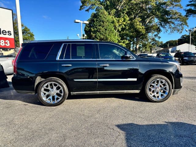 Pre-Owned 2016 Cadillac Escalade Premium Sport Utility 4D - photo - 1