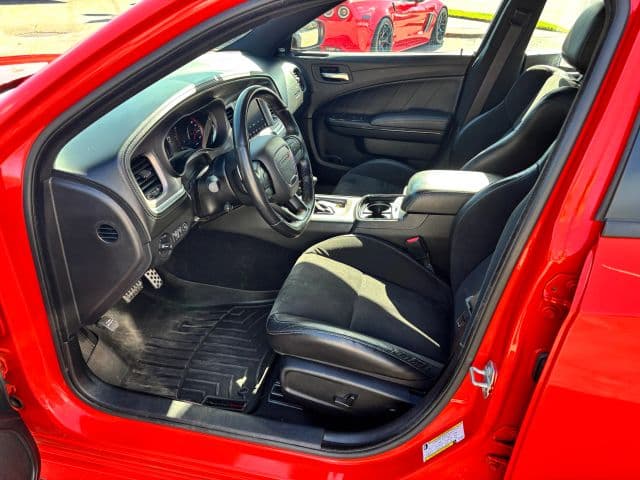 Pre-Owned 2022 Dodge Charger R/T Sedan 4D - photo - 14