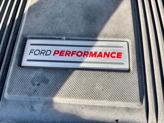 Pre-Owned 2017 Ford F150 SuperCrew Cab Raptor Pickup 4D 5 1/2 ft - photo - 10